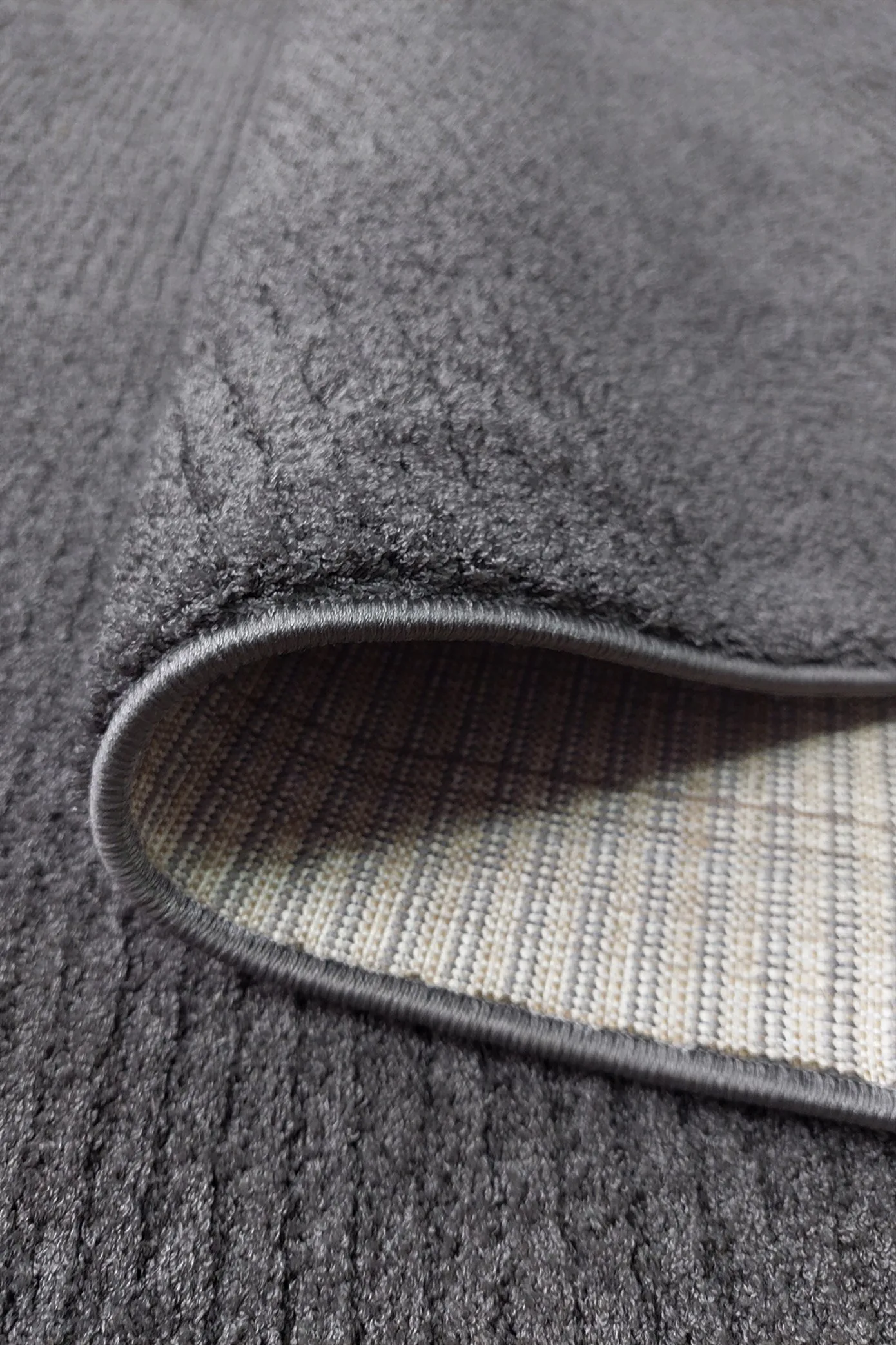 Soft Scandinavian Plush Machine Carpet, Anthracite