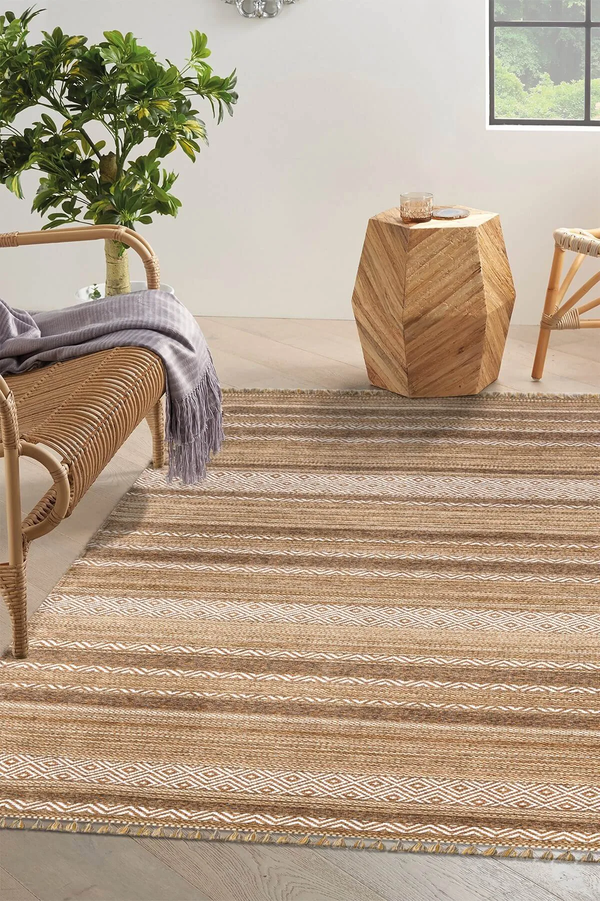 Ecru Washable Non-Slip Machine Woven Kilim