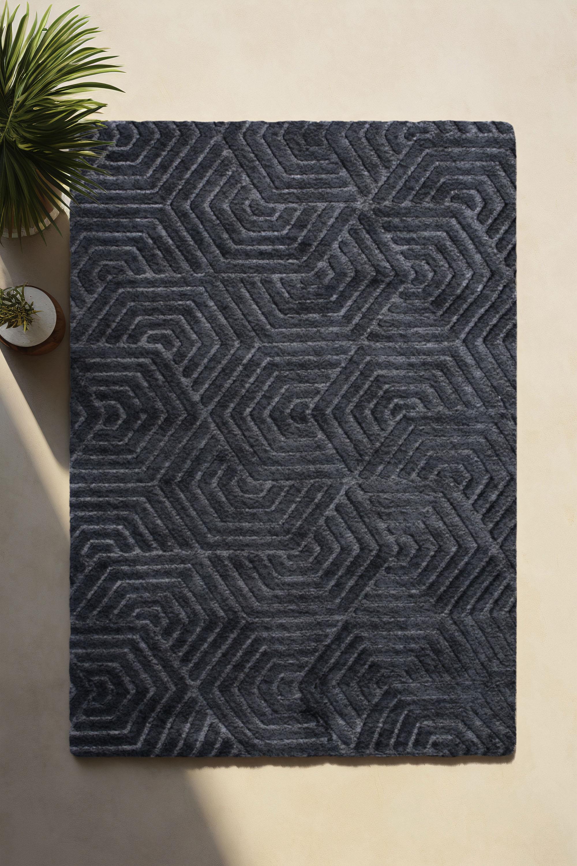 Embos Series Anthracite Non-Slip Plush Rug