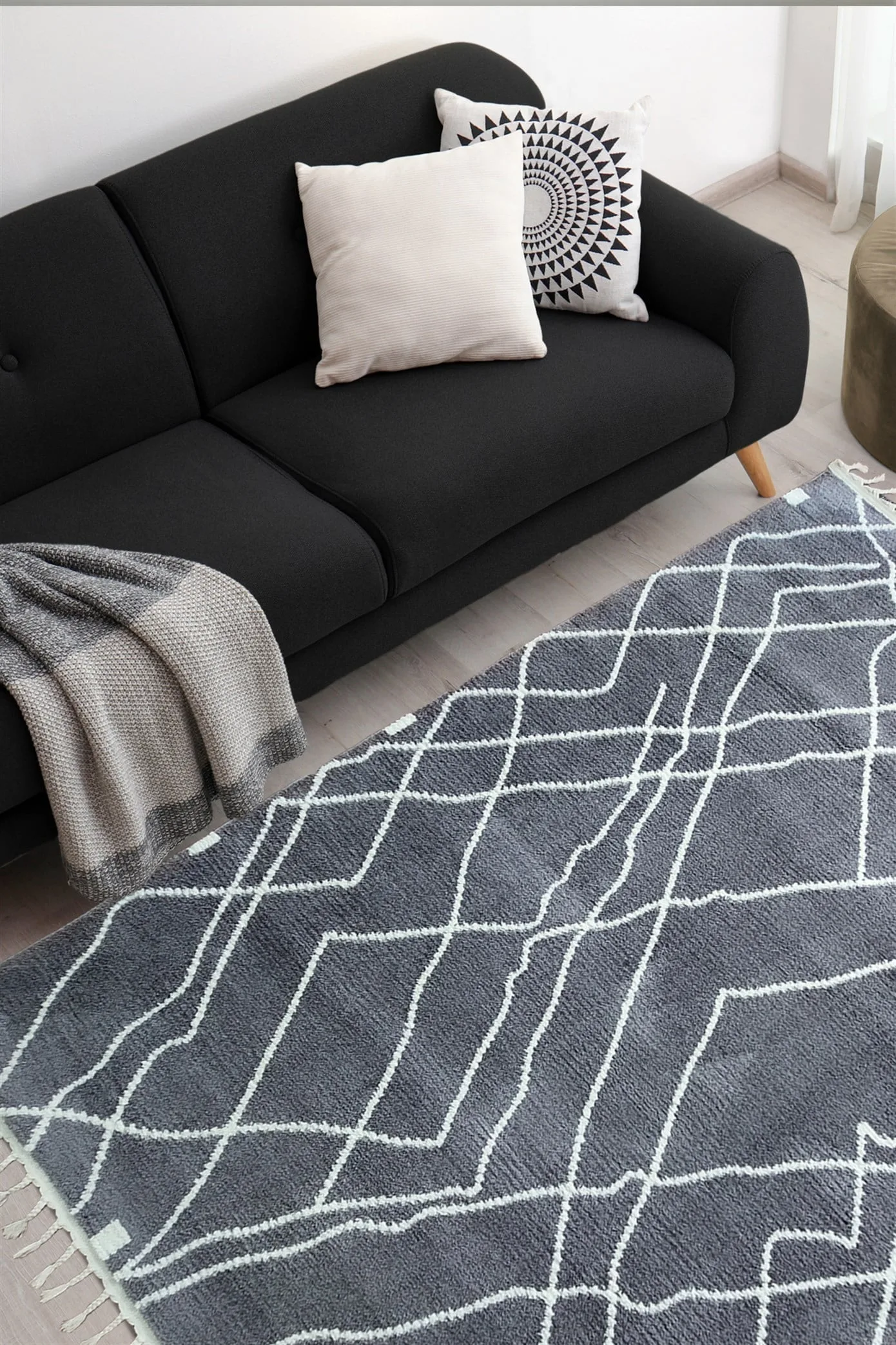 Soft Grey Scandinavian Plush Machine Carpet