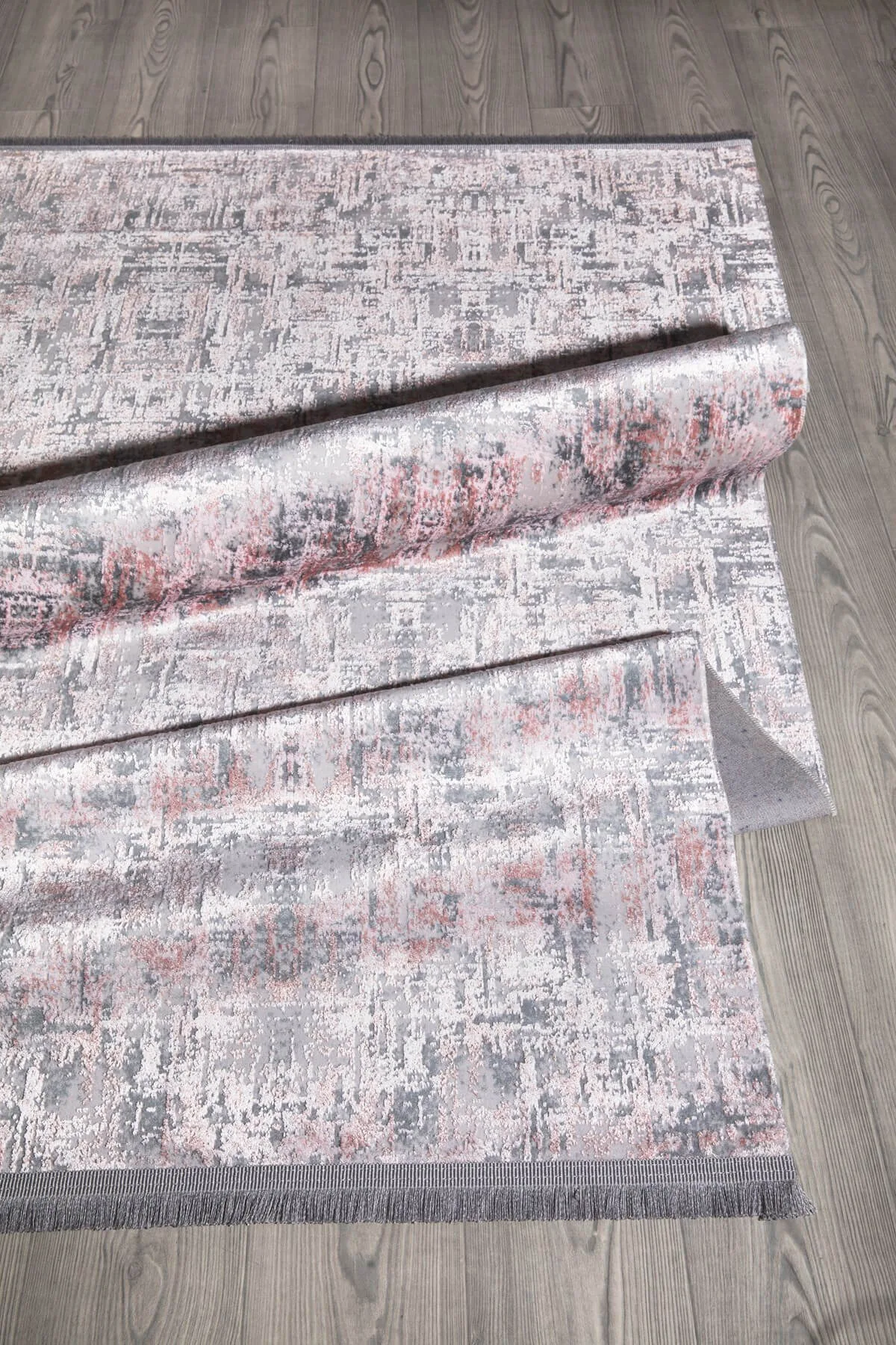 Pembe Renkli Parlak Altı Kaymaz İnce Makinede Yıkanabilir Halı