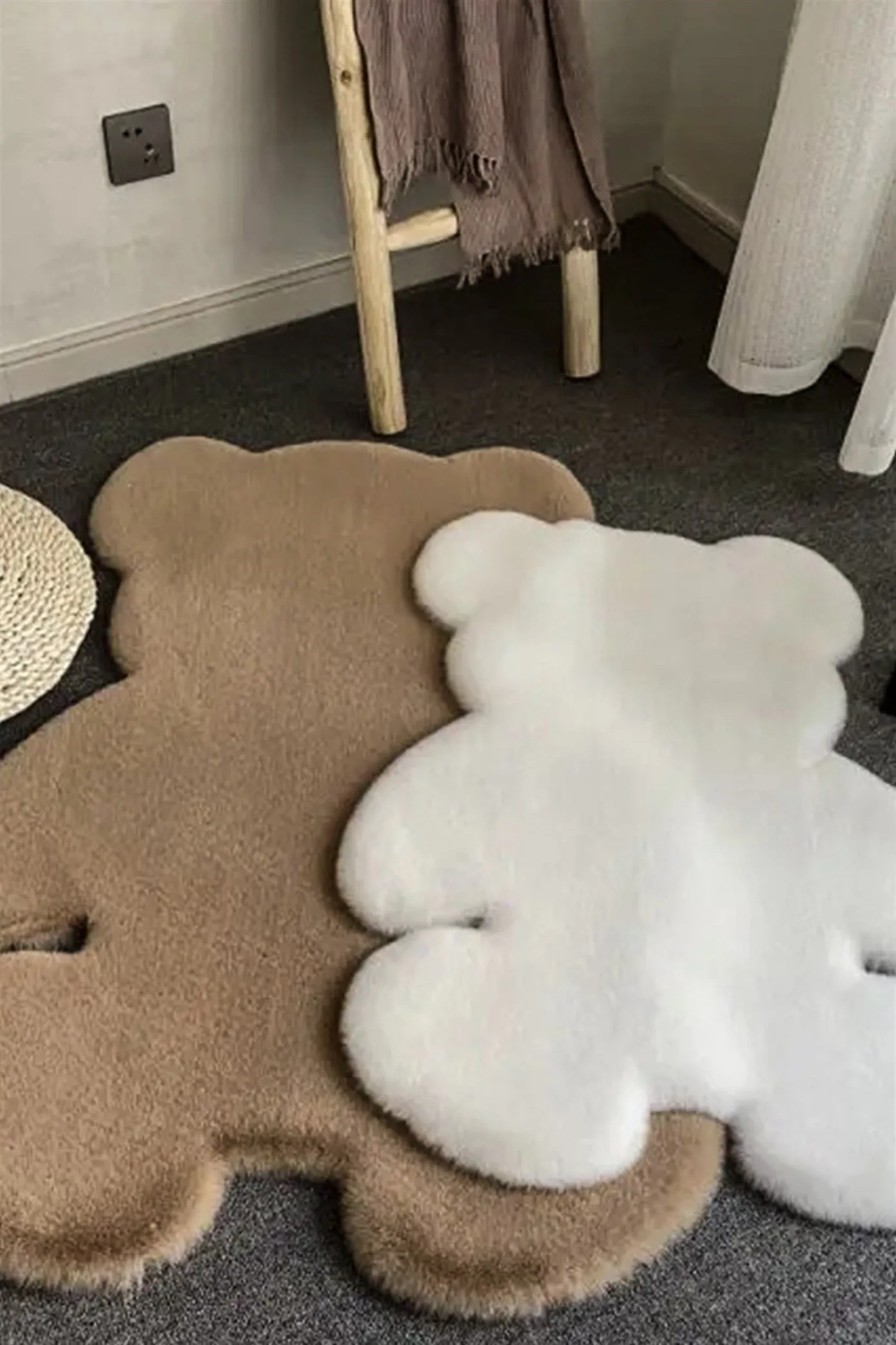 Vizon Bear Shaped Plush Rug